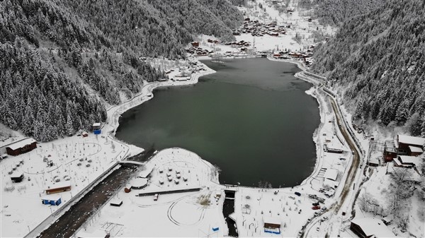 Uzungöl'den muhteşem kar manzaraları. 25-12-2020 13