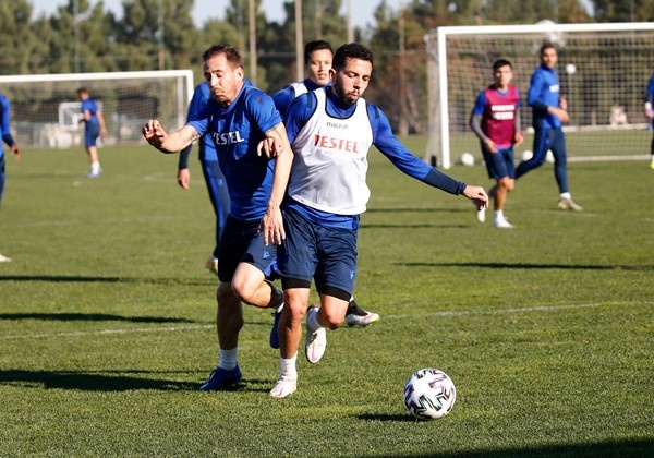 Trabzonspor Karagümrük'e hazırlanıyor! Abdülkadir Ömür... 10