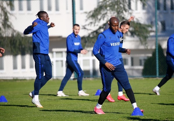 Trabzonspor Karagümrük'e hazırlanıyor! Abdülkadir Ömür... 11