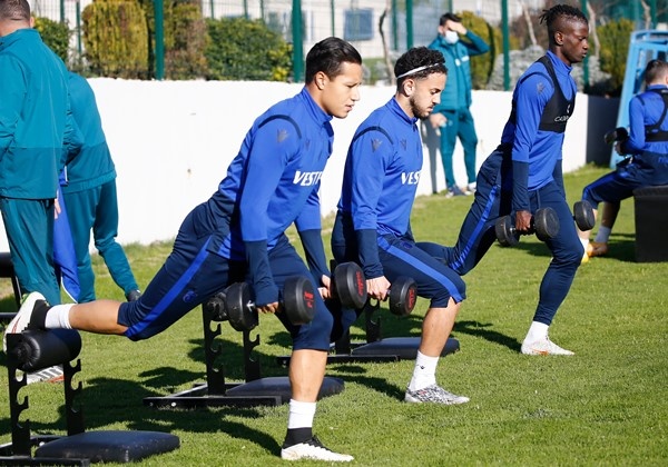 Trabzonspor Karagümrük'e hazırlanıyor! Abdülkadir Ömür... 14