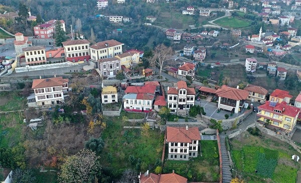 Turistlerin gözdesi "Ortamahalle" yenilenen yüzüyle hizmet verecek 9