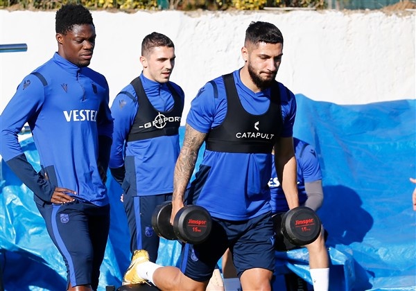 Trabzonspor ligin 16.haftasında oynayacağı F.Karagümrük maçına hazırlanıyor. 7