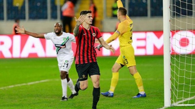 Berat Özdemir transferinin perde arkası 2