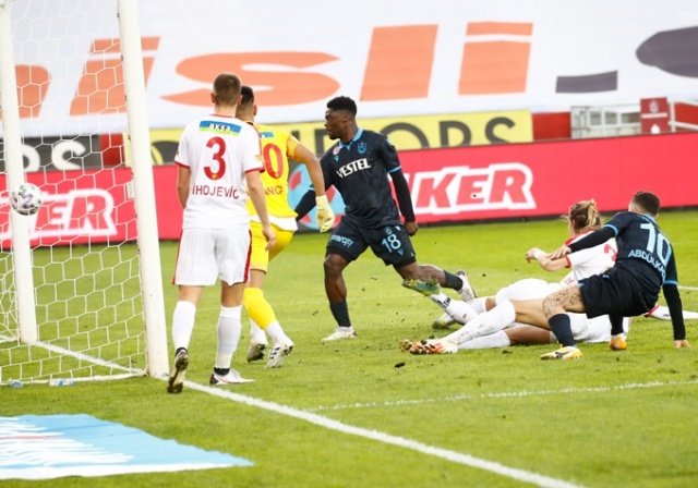 Spor yazarları Trabzonspor'un Göztepe galibiyetini değerlendirdi 15