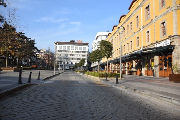 Trabzon'da sokaklar sessiz 6