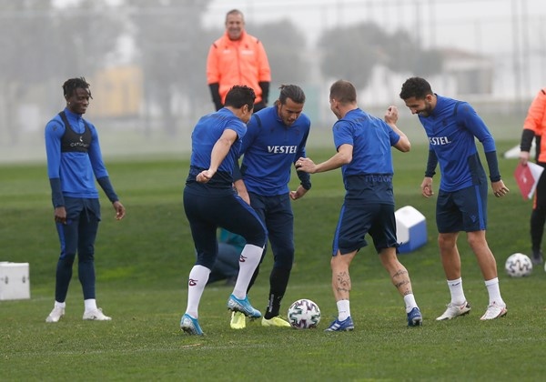 Trabzonspor Antalya'ya hazırlanıyor. 13 Ocak 2021 6