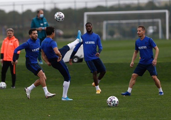 Trabzonspor Antalya'ya hazırlanıyor. 13 Ocak 2021 5