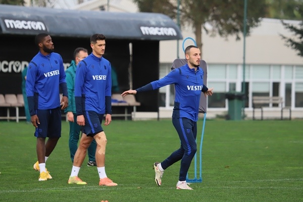 Trabzonspor Antalya'ya hazırlanıyor. 13 Ocak 2021 12
