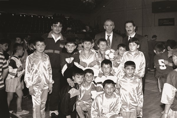 Trabzonspor 181. sayısını efsane isme ayırdı: Bu Dünyadan bir Özkan Sümer geçti 17