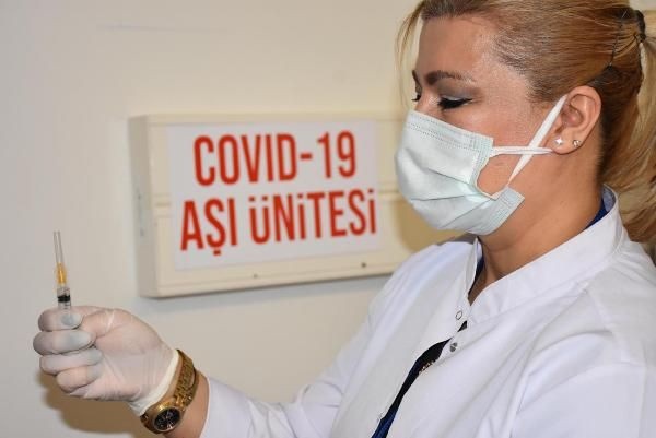 Aşı olanlar yan etkilerle karşılaştığında ne yapacak? 4