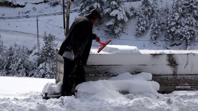 Zigana beyaza büründü, seyirlik manzaralar oluştu. 15 Ocak 2021 9