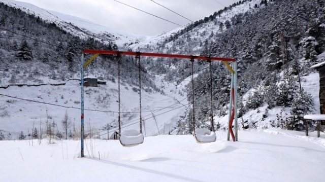 Zigana beyaza büründü, seyirlik manzaralar oluştu. 15 Ocak 2021 2