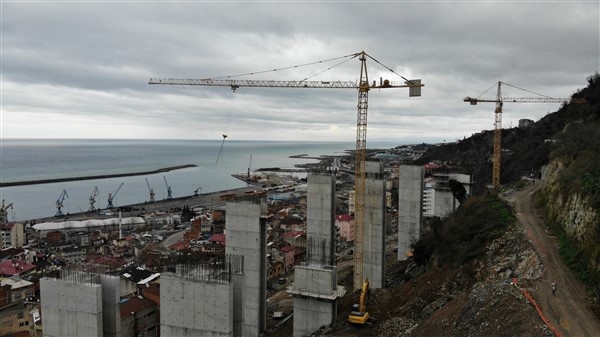 Türkiye'nin en maliyetli yolunun Trabzon'da 2. etabı sürüyor 2