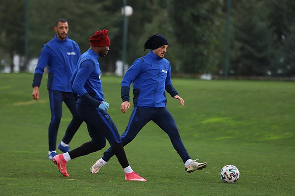 Trabzonspor'da hedef Konyaspor. 17 Ocak 2021 6