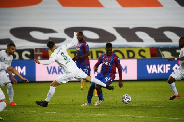 Spor yazarlarının Trabzonspor Konyaspor maçı yorumları 15