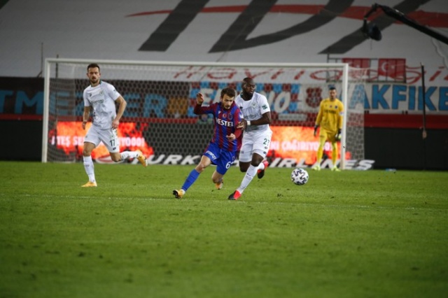 Spor yazarlarının Trabzonspor Konyaspor maçı yorumları 18