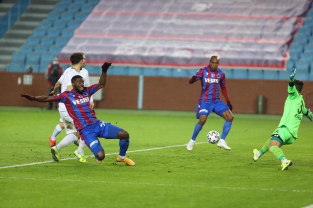 Spor yazarlarının Trabzonspor Konyaspor maçı yorumları 38