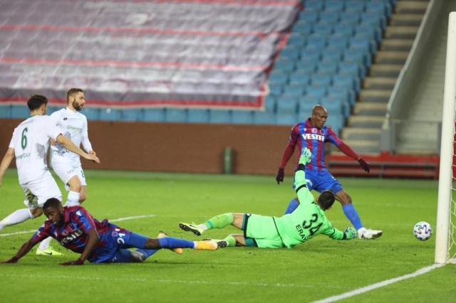 Spor yazarlarının Trabzonspor Konyaspor maçı yorumları 39