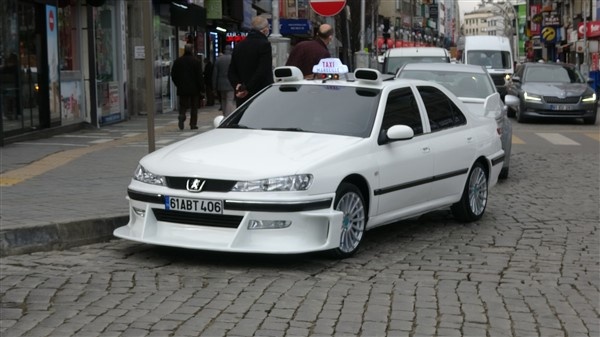 Filmden etkilenen Trabzonlu aracını bu hale getirdi 10