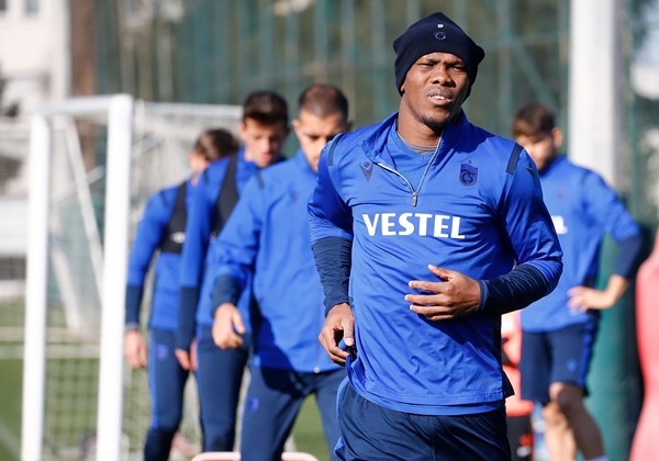 Trabzonspor, Gençlerbirliği Maçı Öncesi Hazırlıklarını Sürdürüyor 22