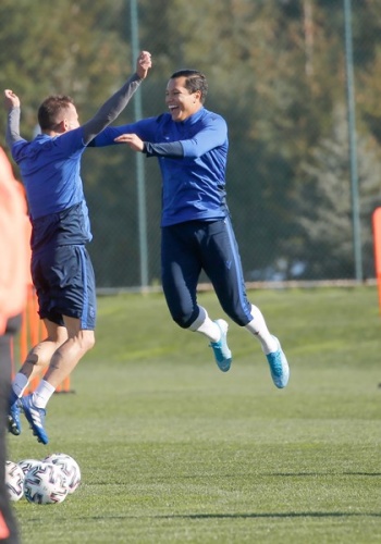 Trabzonspor, Gençlerbirliği Maçı Öncesi Hazırlıklarını Sürdürüyor 17