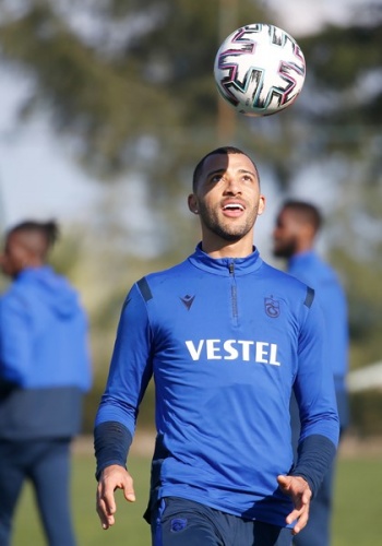 Trabzonspor, Gençlerbirliği Maçı Öncesi Hazırlıklarını Sürdürüyor 18