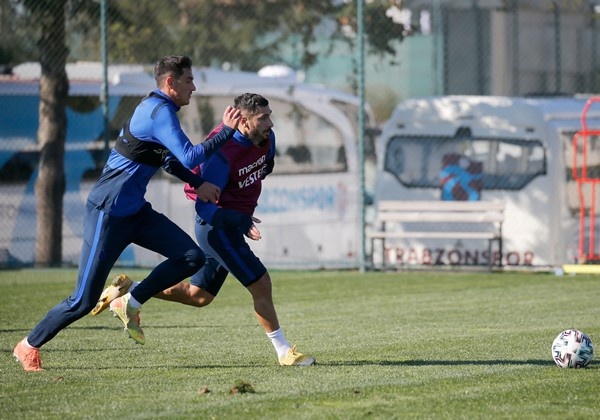 Trabzonspor, Gençlerbirliği Maçı Öncesi Hazırlıklarını Sürdürüyor 27