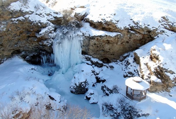 Sırakayalar Şelalesi'nde buzdan şölen 2