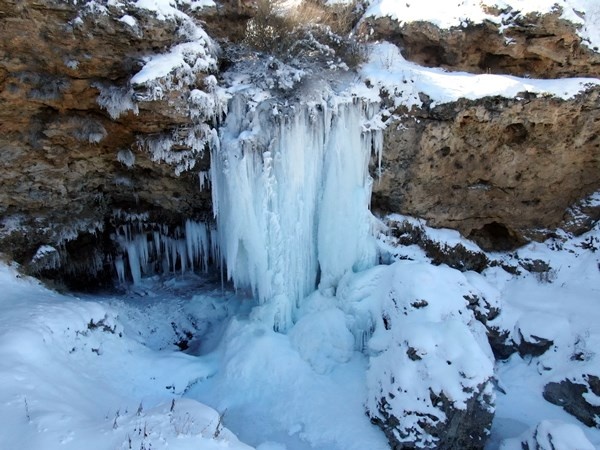 Sırakayalar Şelalesi'nde buzdan şölen 3