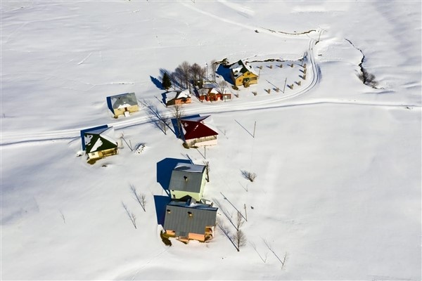Karadeniz yaylalarında kar güzelliği 12