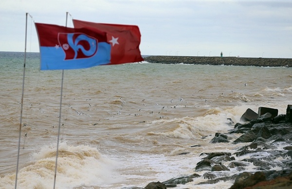 Trabzon'da balıkçılara rüzgar engeli 15
