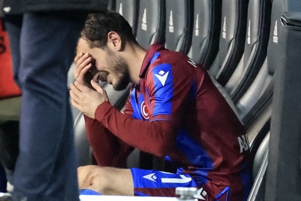 Beşiktaş-Trabzonspor maçından kareler. 30 Ocak 2021 12