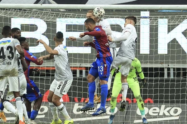 Beşiktaş-Trabzonspor maçından kareler. 30 Ocak 2021 38