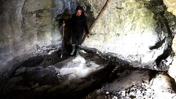 Trabzon'da kayalar oyularak yapılan Pedromida Kilisesi definecilerin hedefi haline geldi 7