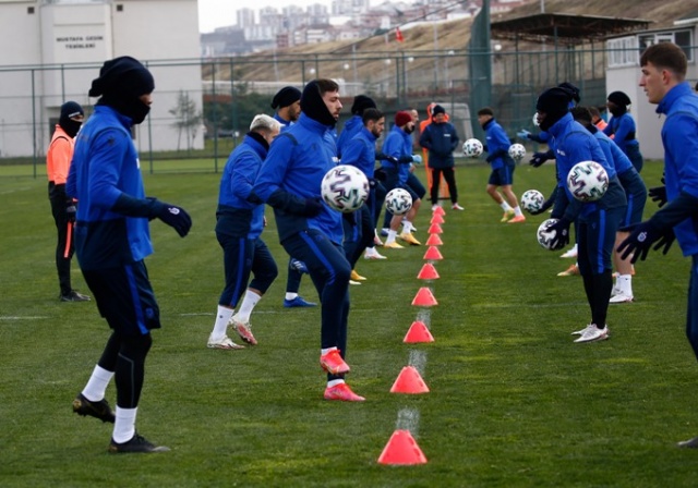 Trabzonspor, Başakşehir deplasmanı hazırlıklarını tamamlayıp İstanbul’a gidiyor 11