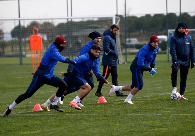 Trabzonspor, Başakşehir deplasmanı hazırlıklarını tamamlayıp İstanbul’a gidiyor 14