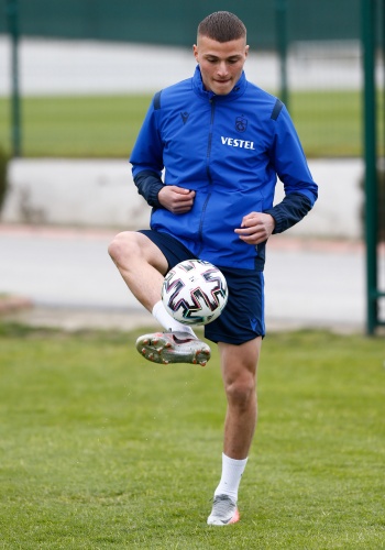 Trabzonspor'da Fenerbahçe karşılaşması hazırlıkları sürüyor. 26 Şubat 2021 5