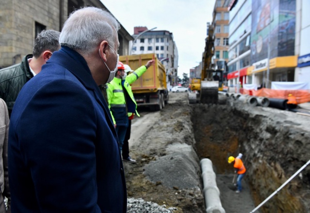 Trabzon'da meydan altyapısı hızla değişiyor 2