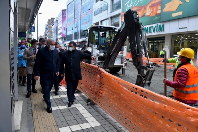 Trabzon'da meydan altyapısı hızla değişiyor 5