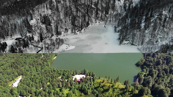 Karagöl’ün dört mevsim fotoğrafları büyülüyor 5