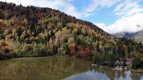 Karagöl’ün dört mevsim fotoğrafları büyülüyor 4