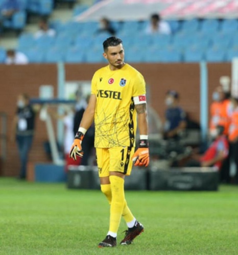 Uğurcan Çakır için flaş transfer iddiası. 22 Mart 2021 6