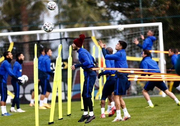 Trabzonspor'da Sivasspor maçı hazırlıkları başladı. 27 Mart 2021 9