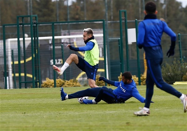 Trabzonspor'da Sivasspor maçı hazırlıkları başladı. 27 Mart 2021 10