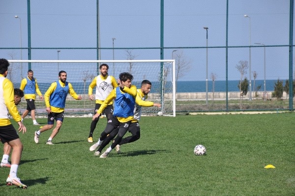 Bayram Toysal yönetimindeki Hekimoğlu, Manisa FK karşılaşmasına hazırlanıyor 7