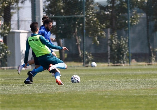 Trabzonspor'da Sivasspor maçı hazırlıkları sürüyor. 30-03-2021 3