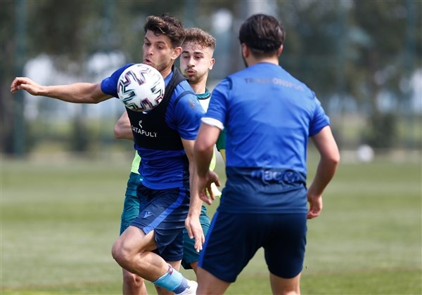 Trabzonspor'da Sivasspor maçı hazırlıkları sürüyor. 30-03-2021 4