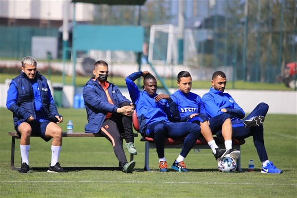 Trabzonspor'da Sivasspor maçı hazırlıkları sürüyor. 30-03-2021 7