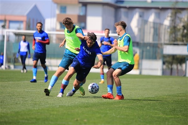 Trabzonspor'da Sivasspor maçı hazırlıkları sürüyor. 30-03-2021 17