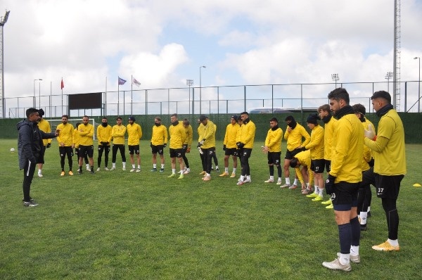 Hekimoğlu, Manisa FK maçı hazırlıklarını tüm hızıyla sürdürüyor 5